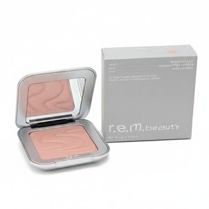 R.E.M. Beauty Highlighter Topper - Miss Uranus Pink
